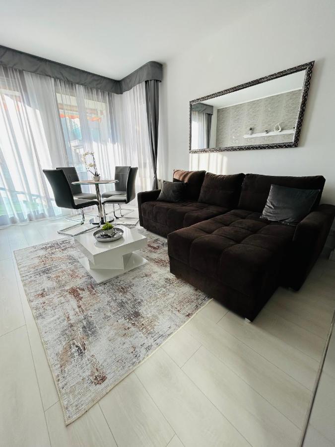Marina Bay Apartman Budapest Exterior foto